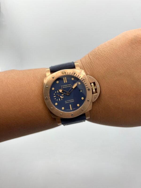 product-img-66a2198f513c5272424aae84 Panerai Submersible Blu Abisso Bronze Pam01074