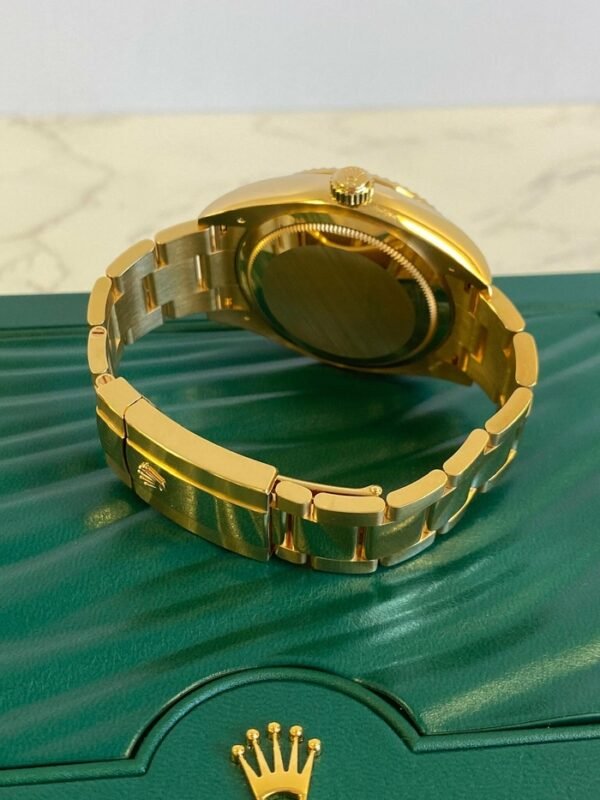 product-img-686366601ca3ce22f77a6114 Rolex Sky-Dweller Champagne Dial Automatic Men Watch 42Mm