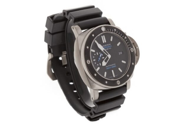 Panerai Luminor Marina Submersible Pam683 Vsf Ss Black Dial P9010